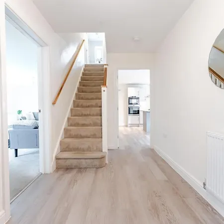 Stoke Gifford House Ideal For Contractors & Hébergement de vacances Bristol