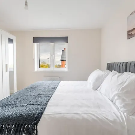 Stoke Gifford House Ideal For Contractors & Hébergement de vacances Bristol